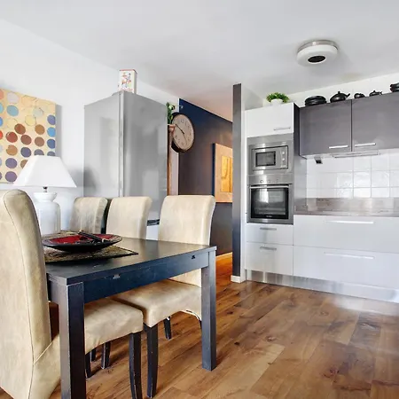 Precioso Piso Cerca De La Playa *